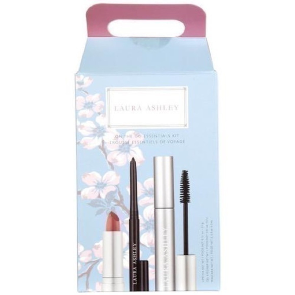 LAURA ASHLEY ON THE GO ESSENTIALS KIT❗️